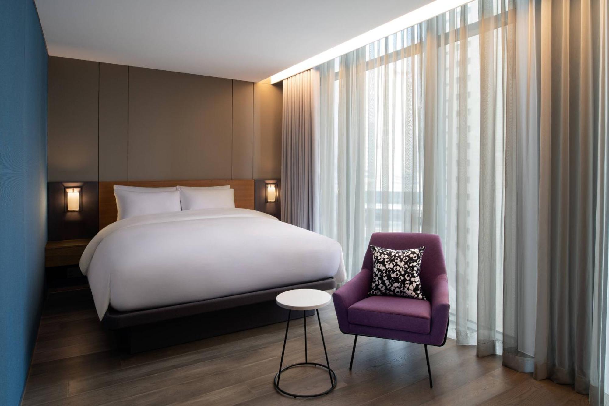 Courtyard By Marriott Suwon Hotel Exterior photo