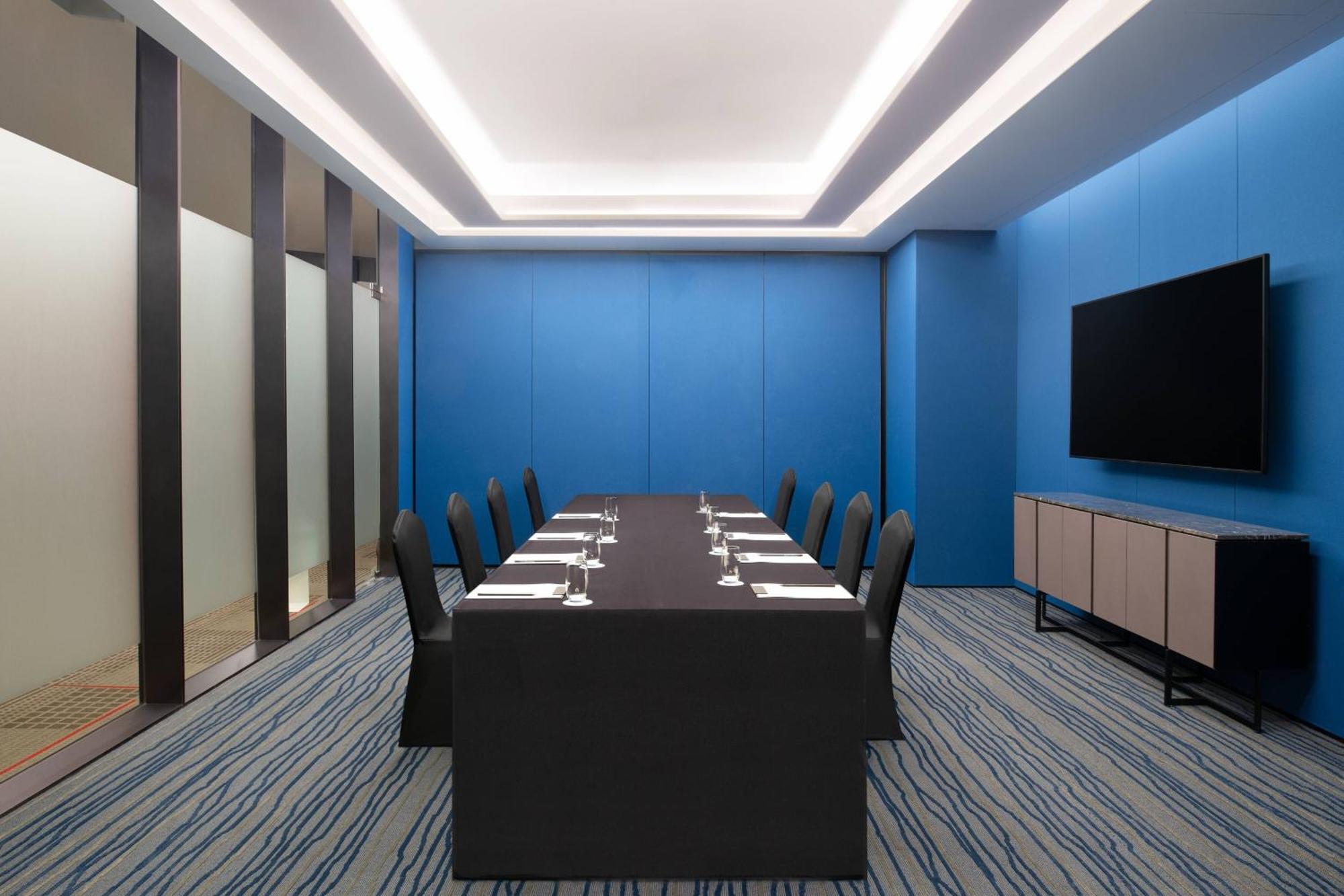 Courtyard By Marriott Suwon Hotel Exterior photo